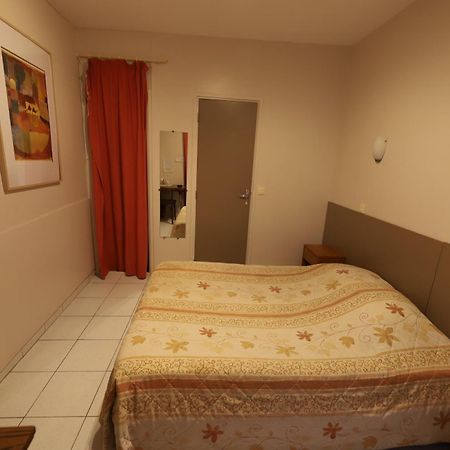 Hotel Du Roussillon Paris Ngoại thất bức ảnh